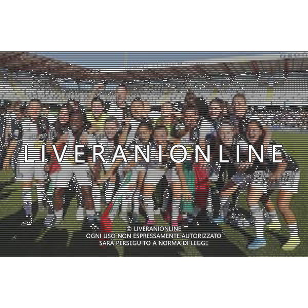 Finale Supercoppa Italiana Femminile - Juventus vs Fiorentina 27/10/2019 nella foto: esultanza finale juventus per la vittoria della supercoppa ©Claudio Zamagni/Agenzia Aldo Liverani final exultation of juventa after winning the supercup during Final Italian Supercup womans match between Juventus and Fiorentina at Orogel Dino Manuzzi Stadium on October 27 2019 photo credit by Claudio Zamagni/Aldo Liverani Photo Agency