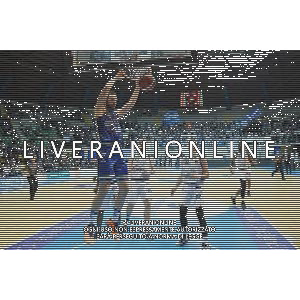 schiacciata di Bilan Acqua S.Bernardo Cantu’ vs Banco di Sardegna Sassari Campionato Serie A - 6a giornata PalaBancoDesio - Desio (MB) 27-10-2019 foto Roberto Garavaglia - ag. Aldo Liverani sas / AGENZIA ALDO LIVERANI SAS