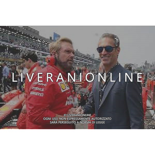 Gino Rosato (CDN) Ferrari with Carlos Slim Domit (MEX) Chairman of America Movil on the grid. 27.10.2019. Formula 1 World Championship, Rd 18, Mexican Grand Prix, Mexico City, Mexico, Race Day. AG ALDO LIVERANI SAS-ONLY ITALY