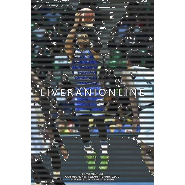 Curtis Jerrells (Sassari) Acqua S.Bernardo Cantu’ vs Banco di Sardegna Sassari Campionato Serie A - 6° giornata PalaBancoDesio - Desio (MB) 27-10-2019 foto Roberto Garavaglia - ag. Aldo Liverani sas