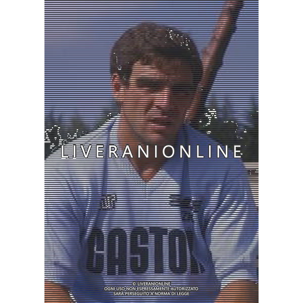 RETROSPETTIVA VINAZZANI CLAUDIO CALCIATORE NELLA FOTO CLAUDIO VINAZZANI CON LA MAGLIA DELLA LAZIO CALCIO AG ALDO LIVERANI SAS