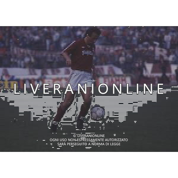 RETROSPETTIVA TULLIO GRITTI CALCIATORE NELLA FOTO TULLIO GRITTI CON LA MAGLIA DEL TORINO CALCIO AG ALDO LIVERANI SAS