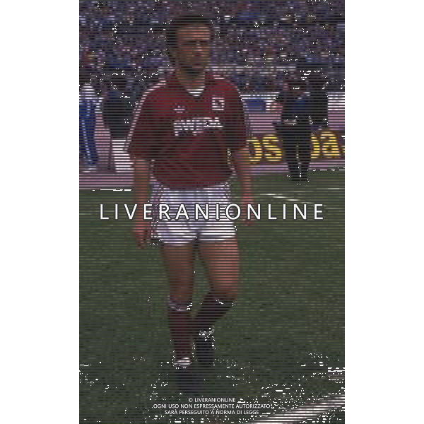 RETROSPETTIVA TULLIO GRITTI CALCIATORE NELLA FOTO TULLIO GRITTI CON LA MAGLIA DEL TORINO CALCIO AG ALDO LIVERANI SAS