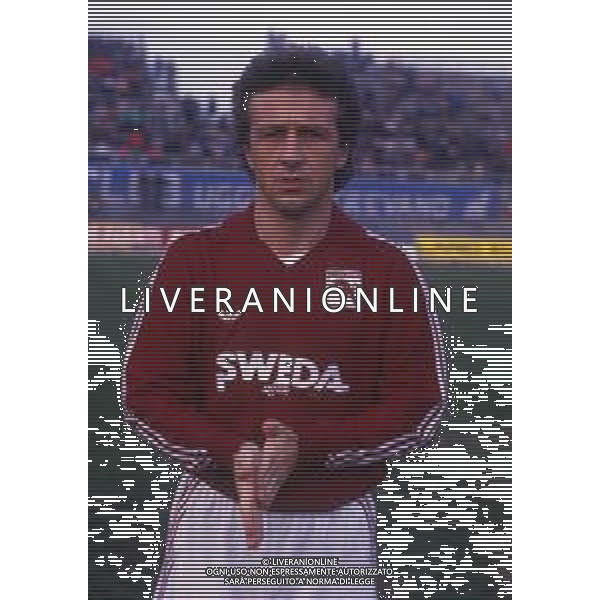 RETROSPETTIVA TULLIO GRITTI CALCIATORE NELLA FOTO TULLIO GRITTI CON LA MAGLIA DEL TORINO CALCIO AG ALDO LIVERANI SAS