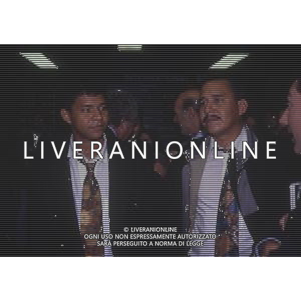 RETROSPETTIVA VALENCIANO IVAN CALCIATORE NELLA FOTO IVAN VALENCIANO NUOVO ACQUISTO DELL\'ATALANTA CALCIO AL SUO ARRIVO IN AEROPORTO A LINATE AG ALDO LIVERANI SAS