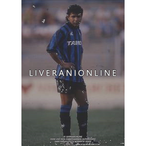 RETROSPETTIVA VALENCIANO IVAN CALCIATORE NELLA FOTO IVAN VALENCIANO CON LA MAGLIA DELL\'ATALANTA CALCIO AG ALDO LIVERANI SAS