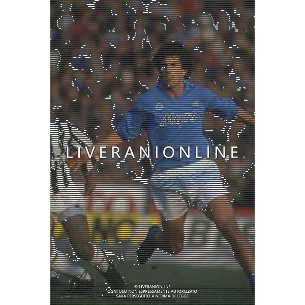 RETROSPETTIVA GIOVANNI FRANCINI CALCIATORE NELLA FOTO GIOVANNI FRANCINI CON LA MAGLIA DEL NAPOLI CALCIO AG ALDO LIVERANI SAS