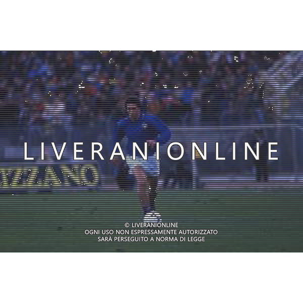 RETROSPETTIVA GIOVANNI FRANCINI CALCIATORE NELLA FOTO GIOVANNI FRANCINI CON LA MAGLIA DELLA NAZIONALE ITALIANA AG ALDO LIVERANI SAS