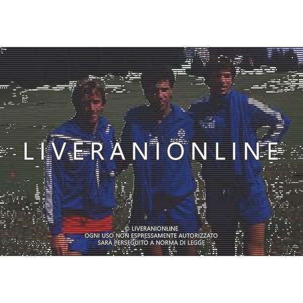 RETROSPETTIVA GIOVANNI FRANCINI CALCIATORE NELLA FOTO GIOVANNI FRANCINI CON LA MAGLIA DEL NAPOLI CALCIO CON PAOLO MIANO E ANTONIO CARECA AG ALDO LIVERANI SAS