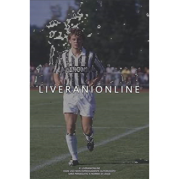 RETROSPETTIVA FRANCESCO BALDINI CALCIATORE NELLA FOTO FRANCESCO BALDINI CON LA MAGLIA DELLA JUVENTUS CALCIO AG ALDO LIVERANI SAS