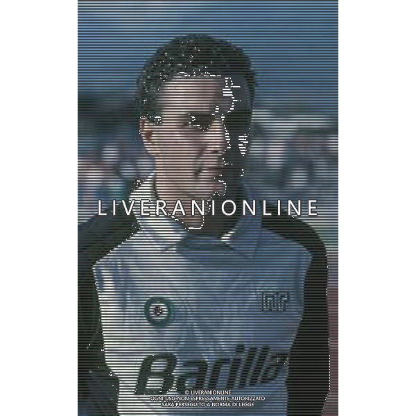RETROSPETTIVA ATTILIO GREGORI CALCIATORE NELLA FOTO ATTILIO GREGORI CON LA MAGLIA DELLA ROMA CALCIO AG ALDO LIVERANI SAS