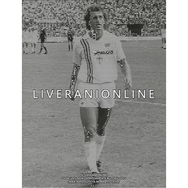 RETROSPETTIVA TREVOR FRANCIS CALCIATORE NELLA FOTO TREVOR FRANCIS CON LA MAGLIA DELLA SAMPDORIA CALCIO AG ALDO LIVERANI SAS