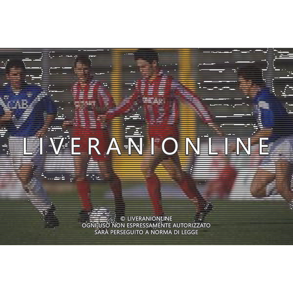 RETROSPETTIVA FLORIJANCIC MATJAZ CALCIATORE NELLA FOTO FLORIJANCIC MATJAZ CON LA MAGLIA DELLA CREMONESE AG ALDO LIVERANI SAS