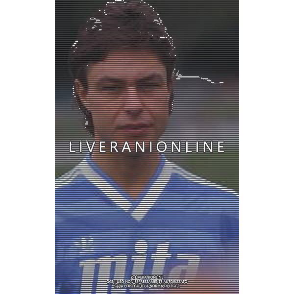RETROSPETTIVA GIOVANNI INVERNIZZI CALCIATORE NELLA FOTO GIOVANNI INVERNIZZI CN LA MAGLIA DEL COMO CALCIO AG ALDO LIVERANI SAS