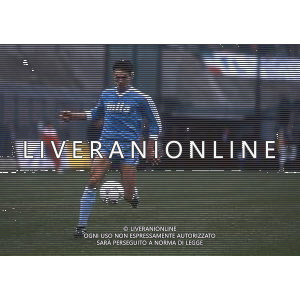 RETROSPETTIVA GIOVANNI INVERNIZZI CALCIATORE NELLA FOTO GIOVANNI INVERNIZZI CN LA MAGLIA DEL COMO CALCIO AG ALDO LIVERANI SAS