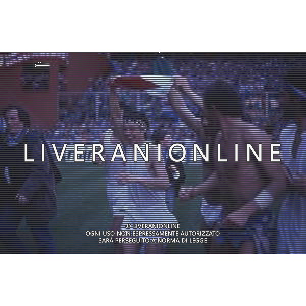 RETROSPETTIVA GIOVANNI INVERNIZZI CALCIATORE NELLA FOTO GIOVANNI INVERNIZZI CON LA MAGLIA DELLA SAMPDORIA CALCIO AG ALDO LIVERANI SAS