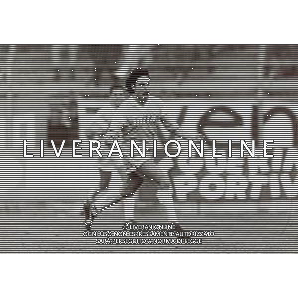 RETROSPETTIVA GIOVANNI INVERNIZZI CALCIATORE NELLA FOTO GIOVANNI INVERNIZZI CN LA MAGLIA DEL COMO CALCIO AG ALDO LIVERANI SAS