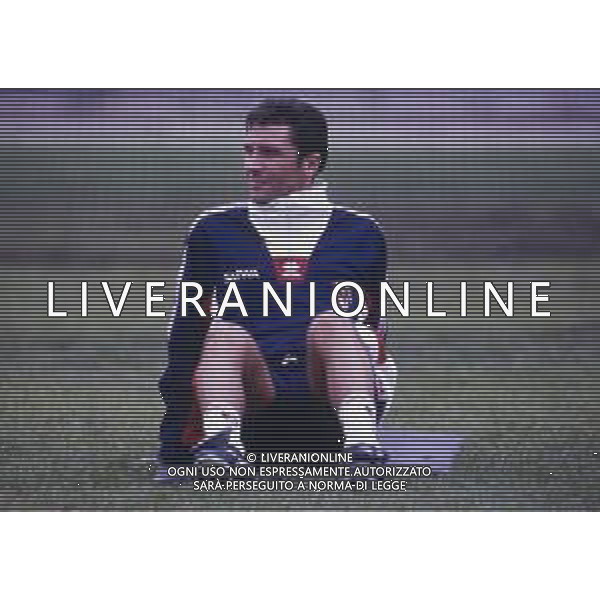 RETROSPETTIVA VALERIANO FIORIN CALCIATORE NELLA FOTO VALERIANO FIORIN CON LA MAGLIA GENOA CALCIO AG ALDO LIVERANI SAS