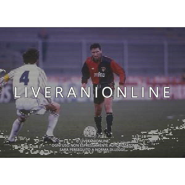 RETROSPETTIVA VALERIANO FIORIN CALCIATORE NELLA FOTO VALERIANO FIORIN CON LA MAGLIA GENOA CALCIO AG ALDO LIVERANI SAS