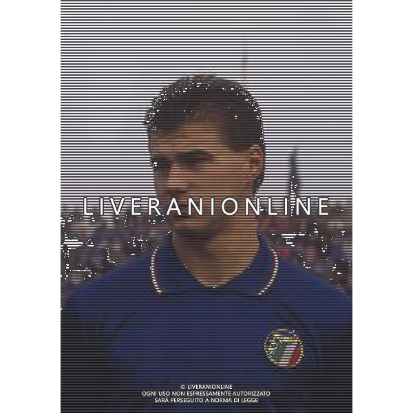 RETROSPETTIVA FRANCESCO ZANONCELLI CALCIATORE NELLA FOTO FRANCESCO ZANONCELLI CON LA MAGLIA DELLA NAZIONALE ITALIANA AG ALDO LIVERANI SAS