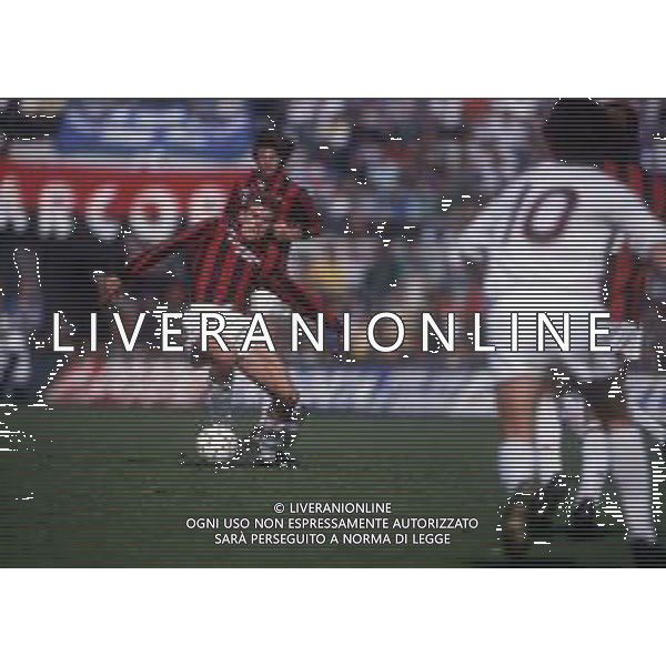 RETROSPETTIVA FRANCESCO ZANONCELLI CALCIATORE NELLA FOTO FRANCESCO ZANONCELLI CON LA MAGLIA DEL MILAN AG ALDO LIVERANI SAS