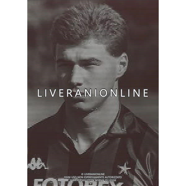 RETROSPETTIVA FRANCESCO ZANONCELLI CALCIATORE NELLA FOTO FRANCESCO ZANONCELLI CON LA MAGLIA DEL MILAN AG ALDO LIVERANI SAS