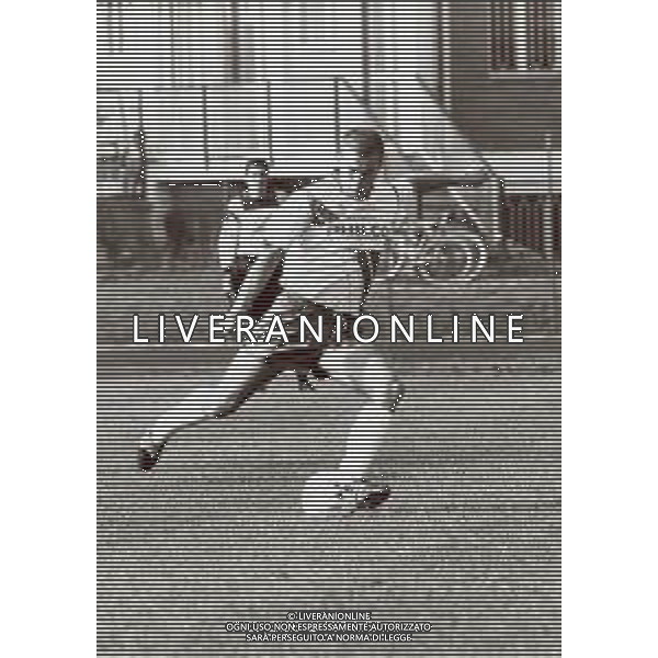 RETROSPETTIVA FRANCESCO ZANONCELLI CALCIATORE NELLA FOTO FRANCESCO ZANONCELLI CON MAGLIA DEL MONZA CALCIO AG ALDO LIVERANI SAS