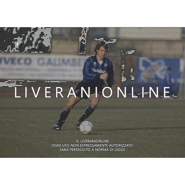 RETROSPETTIVA MAURO VALENTINI CALCIATORE NELLA FOTO MAURO VALENTINI CON LA MAGLIA DELL\'ATALANTA CALCIO AG ALDO LIVERANI SAS