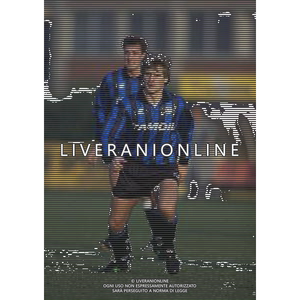 RETROSPETTIVA MAURO VALENTINI CALCIATORE NELLA FOTO MAURO VALENTINI CON LA MAGLIA DELL\'ATALANTA CALCIO AG ALDO LIVERANI SAS