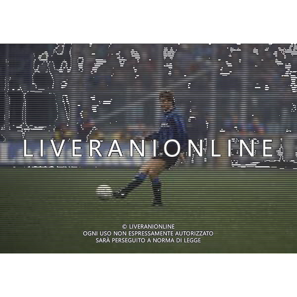 RETROSPETTIVA MAURO VALENTINI CALCIATORE NELLA FOTO MAURO VALENTINI CON LA MAGLIA DELL\'ATALANTA CALCIO AG ALDO LIVERANI SAS