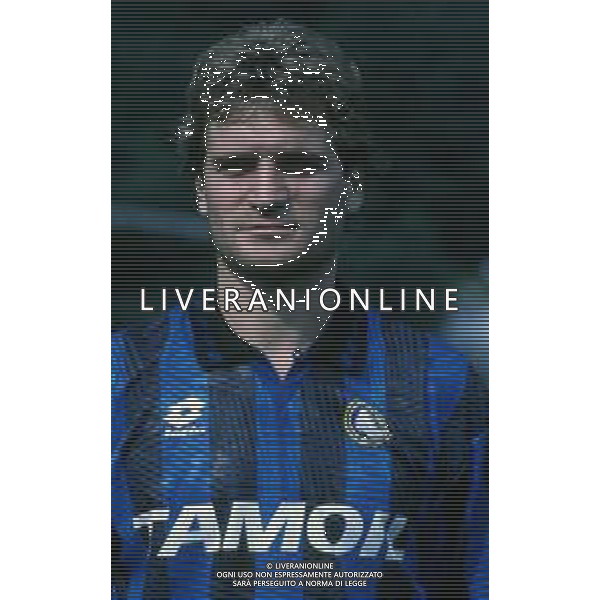 RETROSPETTIVA MAURO VALENTINI CALCIATORE NELLA FOTO MAURO VALENTINI CON LA MAGLIA DELL\'ATALANTA CALCIO AG ALDO LIVERANI SAS