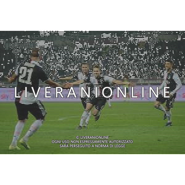 Torino 02.10.2019 Stadio Grande Torino Torino vs Juventus Campionato Serie A 2019/2020 ©Viganti/Agenzia Aldo Liverani Nella foto: esultanza juventus dopo il gol di matthijs de ligt ©/AGENZIA ALDO LIVERANI Sas