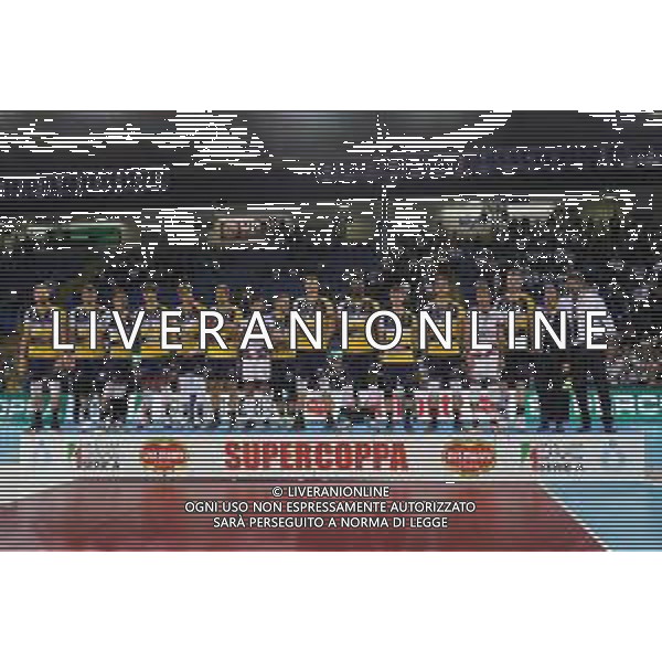 Volley Supercoppa Maschile Civitanova Marche, Italia 02/11/2019 Finale - Sir Safety Perugia vs Modena Volley Nella foto: leo schoes modena premiati per il secondo posto foto loris cerqueglini-aessio marini-ag aldo liverani sas