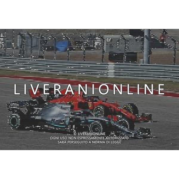 Valtteri Bottas (FIN) Mercedes AMG F1 W10 and Charles Leclerc (MON) Ferrari SF90 battle for position. 03.11.2019. Formula 1 World Championship, Rd 19, United States Grand Prix, Austin, Texas, USA, Race Day. AG ALDO LIVERANI SAS-ONLY ITALY