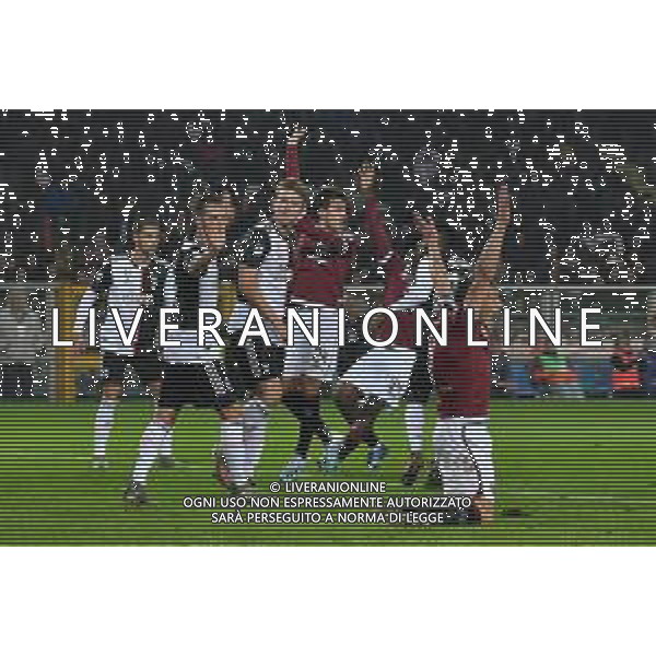 Torino 2.11.2019 Stadio Grande Torino ©Falzone/Agenzia Aldo Liverani Torino vs Juventus Serie A Tim 2019-20120 Nella foto : PROTESTE DEI CALCIATORI DEL TORINO PER IL TOCCO DI MANO DI MATTHIJS DE LIGT