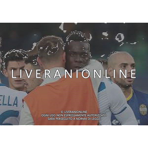 Mario Balotelli il gesto di stizza contro i cori dei tifosi s del Verona ,Hellas Verona - Brescia partita di serie A, Verona 3 novembre 2019. AG ALDO LIVERANI SAS