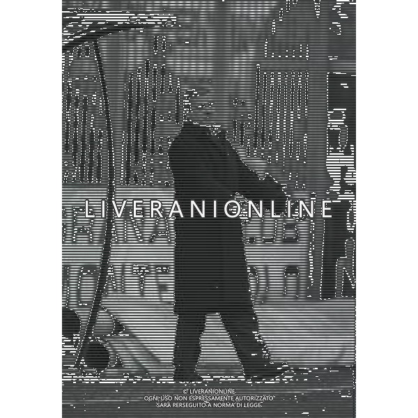 RETROSPETTIVA LUIGI SIMONI ALLENATORE NELLA FOTO LUIGI SIMONI ALLENATORE CREMONESE CALCIO 1992-1993 AG ALDO LIVERANI SAS 