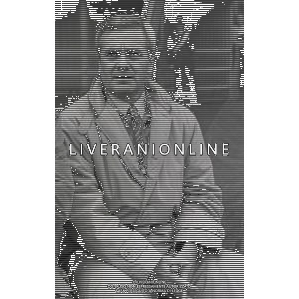 RETROSPETTIVA LUIGI SIMONI ALLENATORE NELLA FOTO LUIGI SIMONI ALLENATORE CREMONESE CALCIO 1992-1993 AG ALDO LIVERANI SAS 