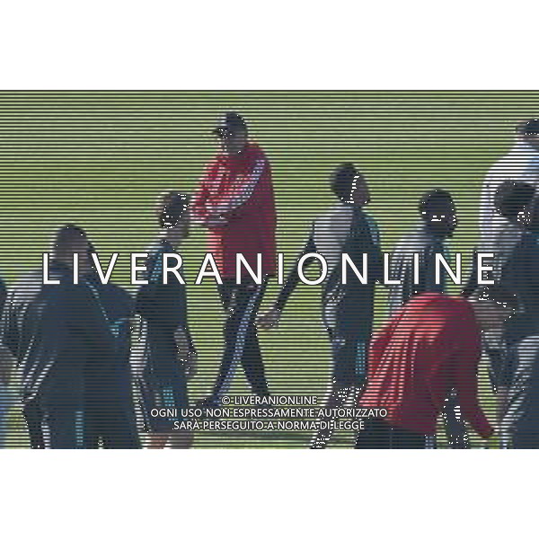 Torino 5.11.2019 Juventus Training Center Continassa ©Falzone/Agenzia Aldo Liverani Allenamento pre partita di Champions league Juventus vs Lokomotiv Mosca Nella foto: Maurizio Sarri osserva l\'allenamento della Juventus