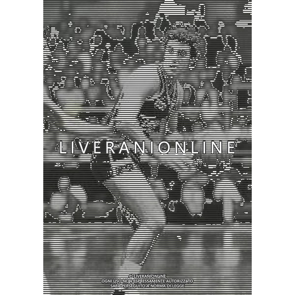 RETROSPETTIVA PIERO MONTECCHI BASKET NELLA FOTO PIERO MONTECCHICON LA MAGLIA DELLA TRACER MILANO AG ALDO LIVERANI SAS