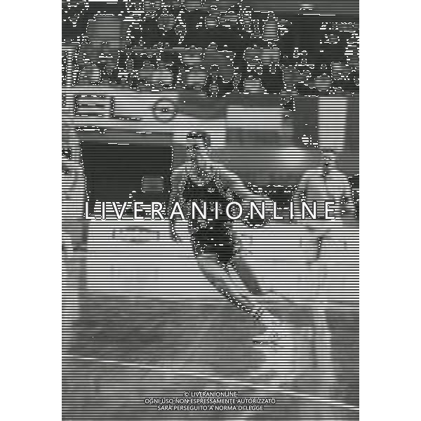 RETROSPETTIVA PIERO MONTECCHI BASKET NELLA FOTO PIERO MONTECCHI CON LA MAGLIA DELLA NAZIONALE ITALIANA AG ALDO LIVERANI SAS