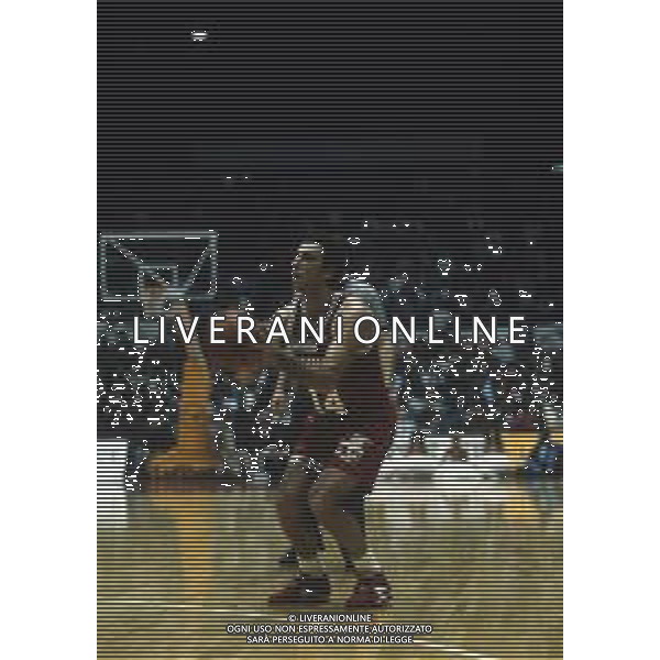 RETROSPETTIVA PIERO MONTECCHI BASKET NELLA FOTO PIERO MONTECCHI CON LA MAGLIA DELLA PHILIPS MILANO AG ALDO LIVERANI SAS