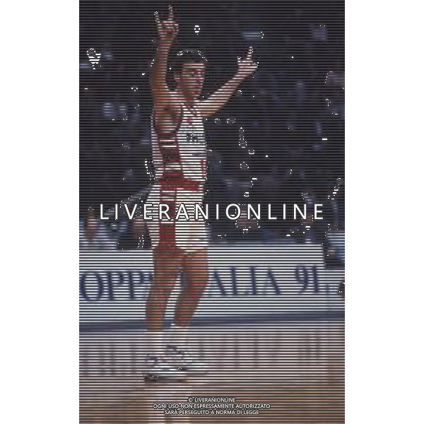 RETROSPETTIVA PIERO MONTECCHI BASKET NELLA FOTO PIERO MONTECCHI CON LA MAGLIA DELLA PHILIPS MILANO AG ALDO LIVERANI SAS