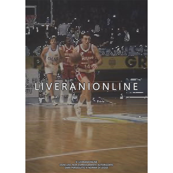 RETROSPETTIVA PIERO MONTECCHI BASKET NELLA FOTO PIERO MONTECCHI CON LA MAGLIA DELLA PHILIPS MILANO AG ALDO LIVERANI SAS