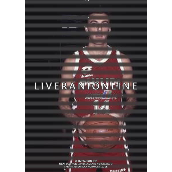 RETROSPETTIVA PIERO MONTECCHI BASKET NELLA FOTO PIERO MONTECCHI CON LA MAGLIA DELLA PHILIPS MILANO AG ALDO LIVERANI SAS