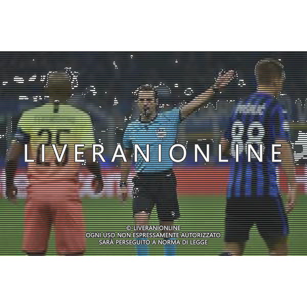 l’arbitro Aleksei Kulbakov (BLR) Atalanta vs Manchester City UEFA Champions League fase a gironi 4° giornata gruppo C Milano 6-11-2019 Stadio Giuseppe Meazza - San Siro foto Roberto Garavaglia - ag. Aldo Liverani sas