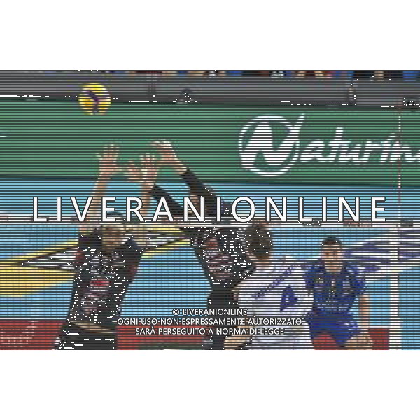 Campionato Italiano di Volley Superlega Serie A 2019/2020 Civitanova, Italia 07/11/2019 Cucine Lube Civitanova vs Top Volley Latina Nella foto: Schiacciata Van Garderen Maarten (Top Volley Latina) FOTO ROBERTO BARTOMEOLI-ALESSIO MARINI-AG ALDO LIVERANI SAS