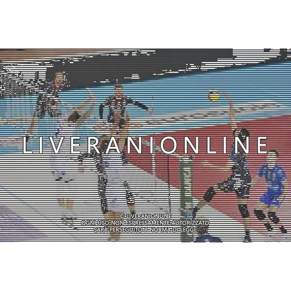 Campionato Italiano di Volley Superlega Serie A 2019/2020 Civitanova, Italia 07/11/2019 Cucine Lube Civitanova vs Top Volley Latina Nella foto: Schiacciata Palacios Ezequiel (Top Volley Latina) FOTO ROBERTO BARTOMEOLI-ALESSIO MARINI-AG ALDO LIVERANI SAS