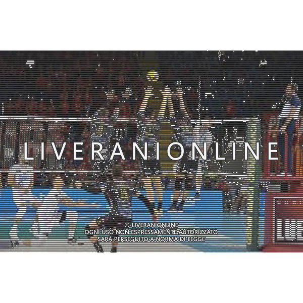 Campionato Italiano di Volley Superlega Serie A 2019/2020 Civitanova, Italia 07/11/2019 Cucine Lube Civitanova vs Top Volley Latina Nella foto: Muro Leal Yoandy (Cucine Lube Civitanova) Anzani Simone (Cucine Lube Civitanova) Ghafour Amir (Cucine Lube Civitanova) FOTO ROBERTO BARTOMEOLI-ALESSIO MARINI-AG ALDO LIVERANI SAS