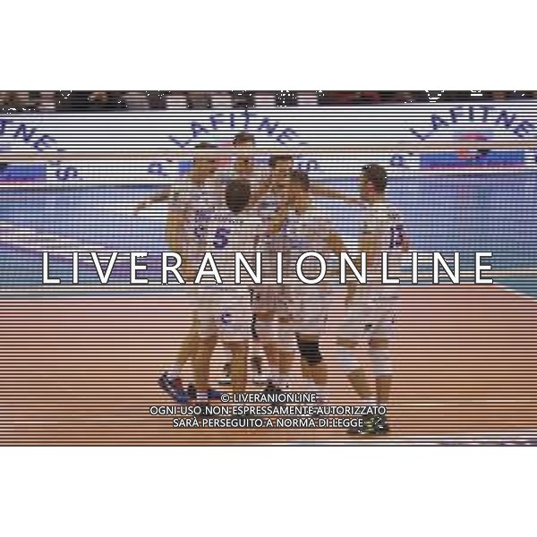 Campionato Italiano di Volley Superlega Serie A 2019/2020 Latina, Italia 10/11/2019 Top Volley Latina vs Vero Volley Monza Nella foto: esultanza Top Volley Latina FOTO LUIGI MARIANI-ALESSIO MARINI-AG ALDO LIVERANI SAS